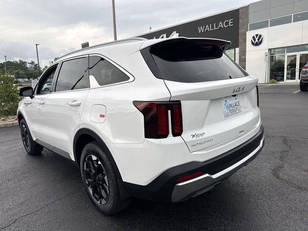 2026 Kia Sorento — rear three-quarter view