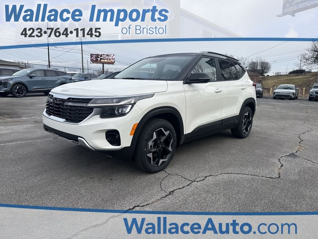 2026 Kia Seltos S in Clear White/Black Roof — front three-quarter view